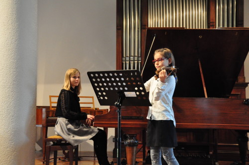 Stipendiaten der GRINIO Akademie spielen für Kids / Bild 5