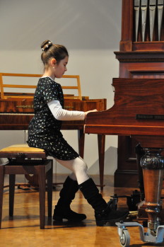 Stipendiaten der GRINIO Akademie spielen für Kids