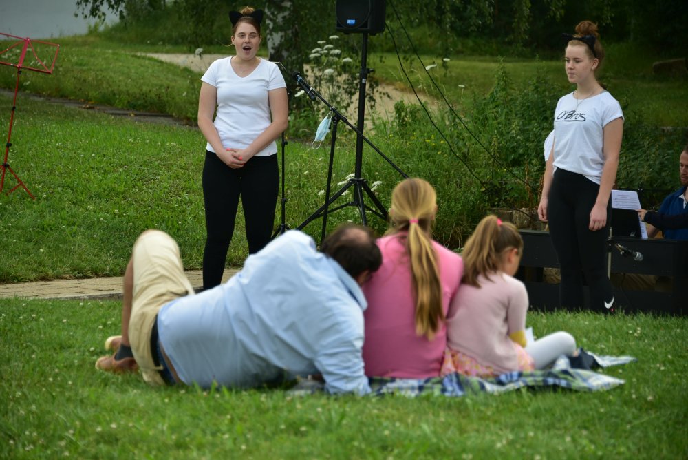 Open-Air-Konzert: GRINIO-Klänge in GRINARIO / Bild Nr. 18