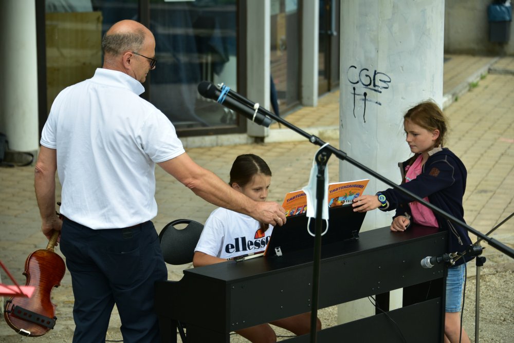 Open-Air-Konzert: GRINIO-Klänge in GRINARIO / Bild 2