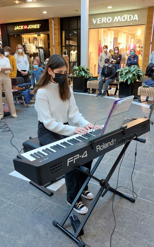 Schülerkonzert im Einkaufszentrum 