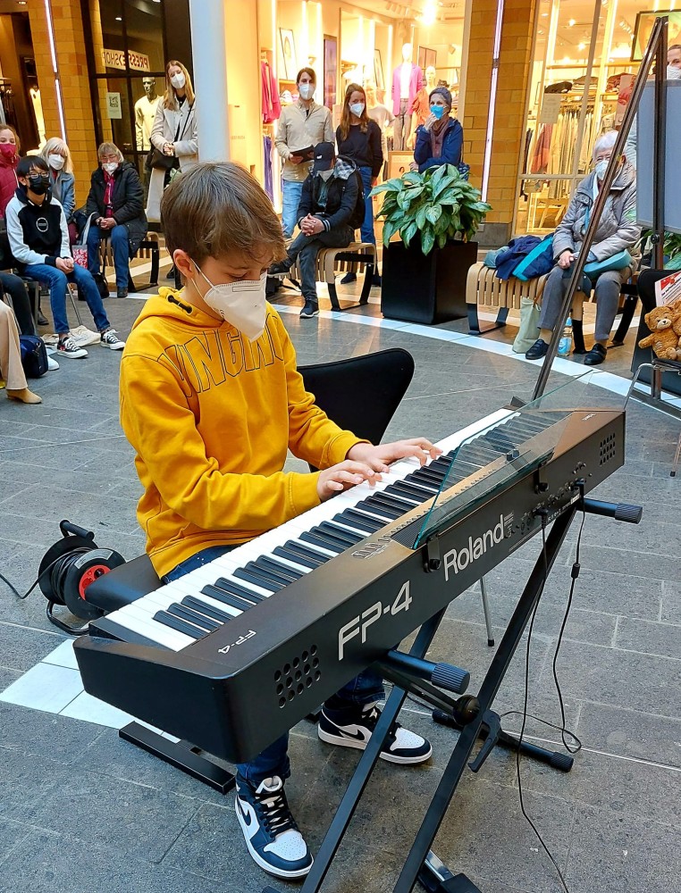 Schülerkonzert im Einkaufszentrum 