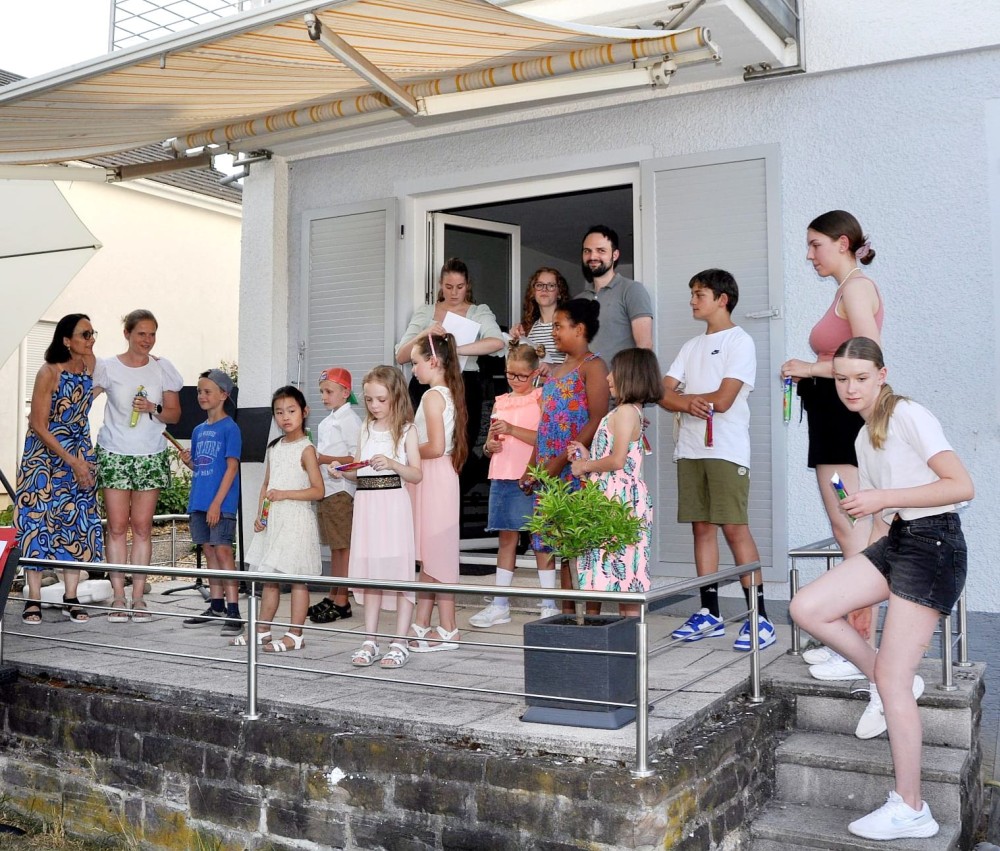 GRINIO Gartenbühne / Bild 3